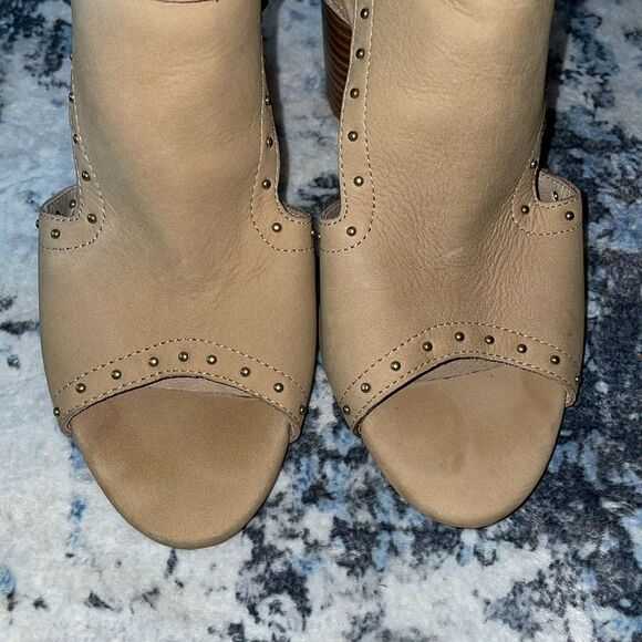 Tan Raye 'Matty' Studded Cutout Sandal - 7 - Picture 8 of 10